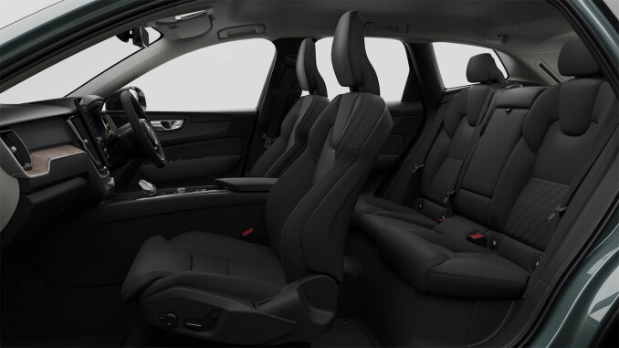 Volvo XC60 2.0 T6 [350] PHEV Plus Dark 5dr AWD Geartronic Estate - Image 6
